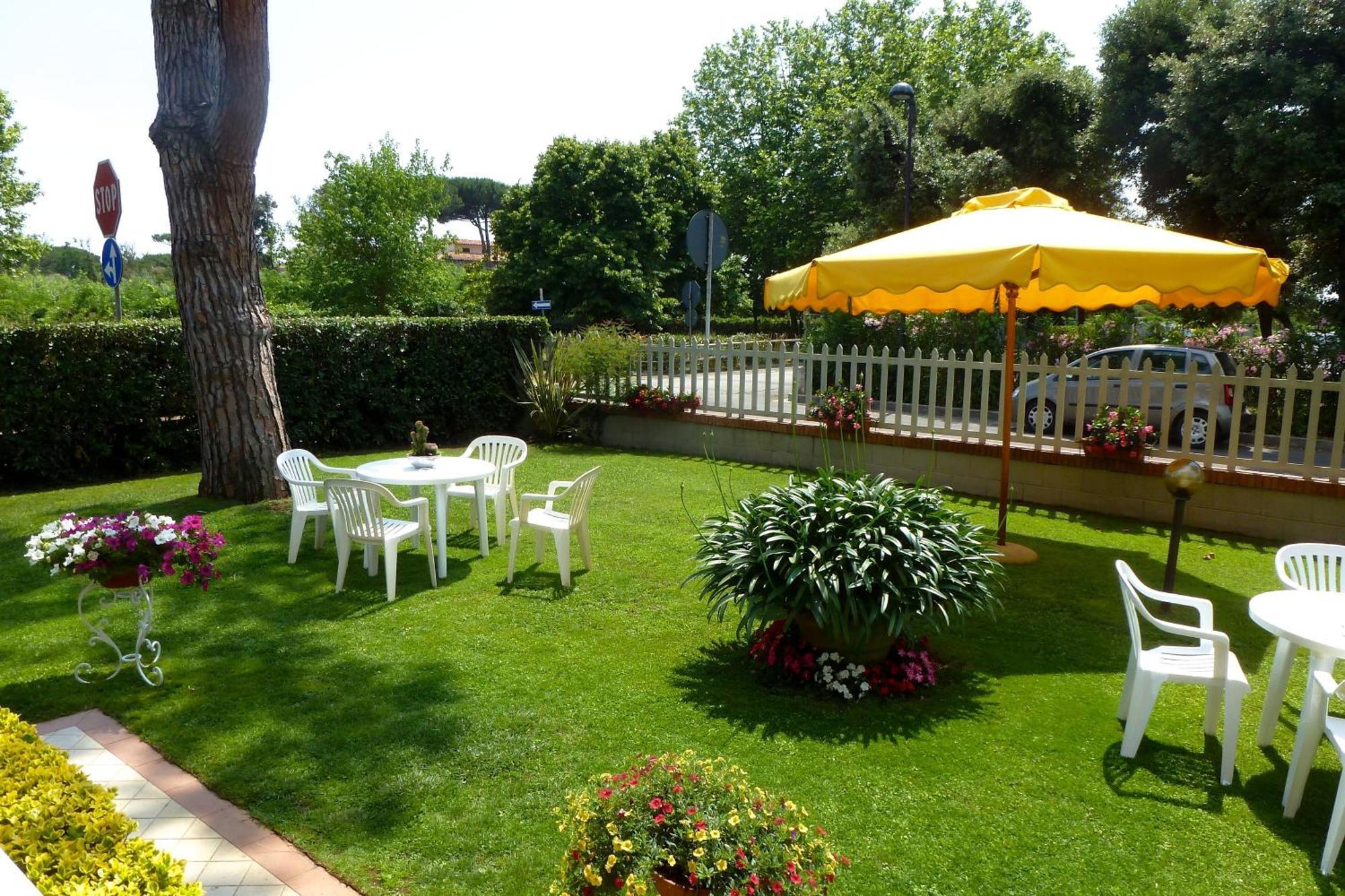 Hotel Versilia Lido di Camaiore Esterno foto