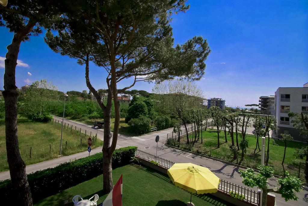 Hotel Versilia Lido di Camaiore Esterno foto