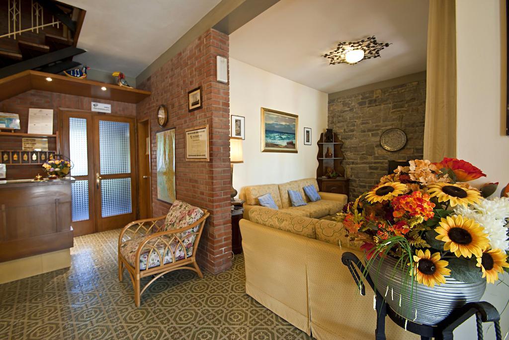 Hotel Versilia Lido di Camaiore Esterno foto