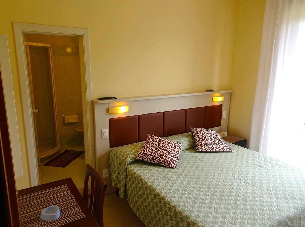 Hotel Versilia Lido di Camaiore Esterno foto