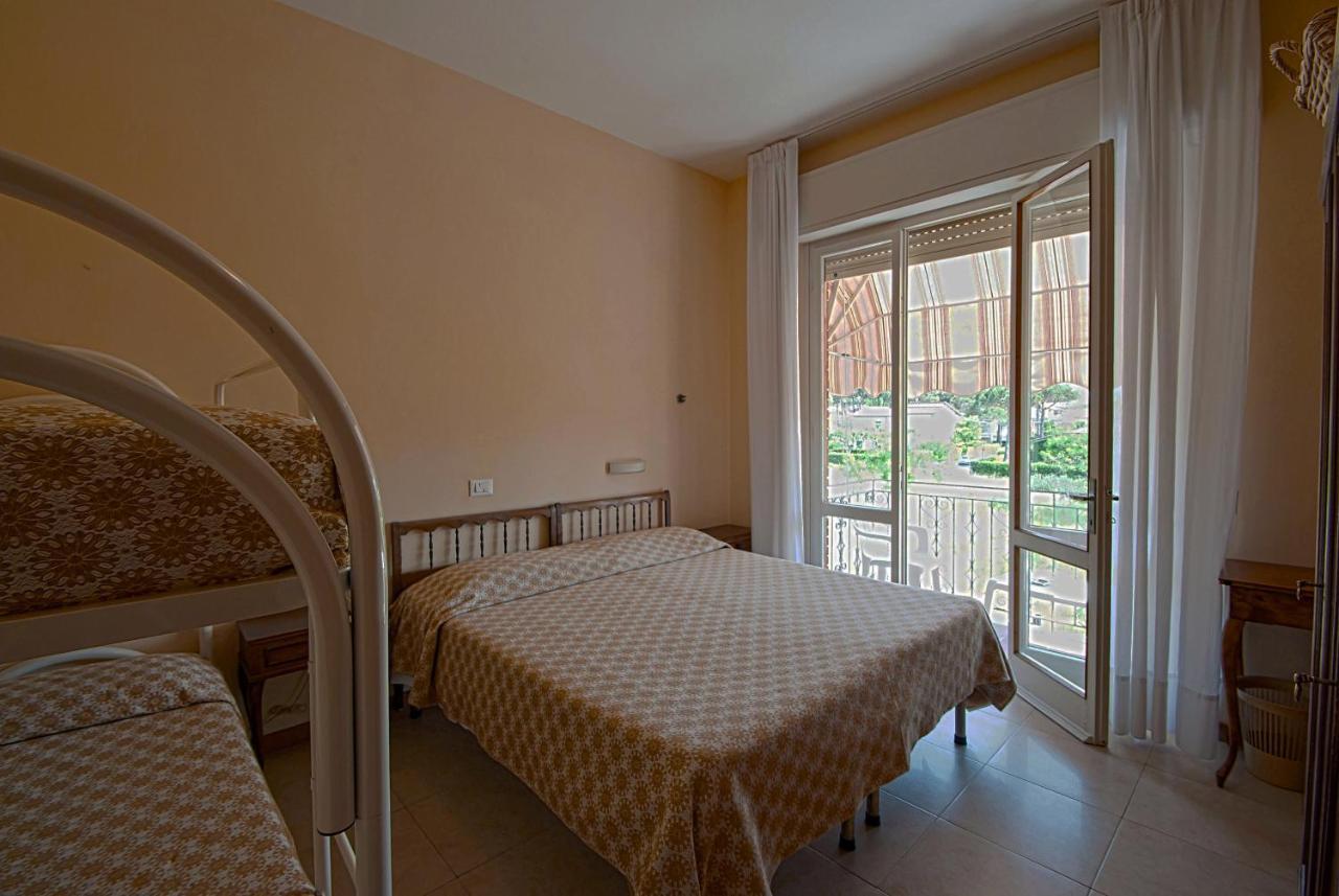 Hotel Versilia Lido di Camaiore Esterno foto
